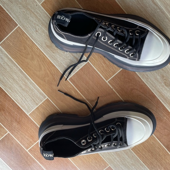 🔥SOLD🔥HOST PICK⭐️3/13/24 Authentic - Picture 14 of 15